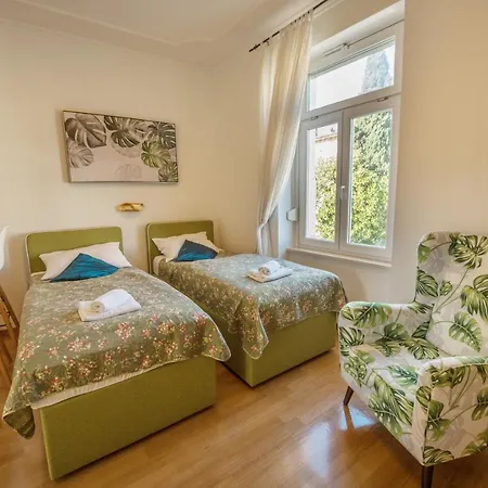 Apartment Devana 2 Opatija